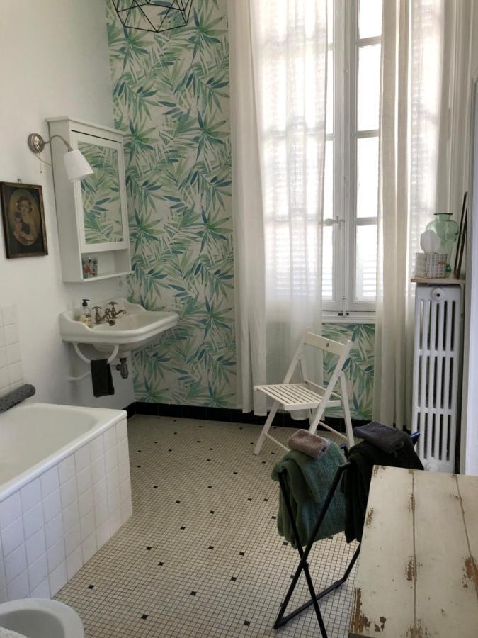 أنغوليم Beautifully Renovated Rooms On Place New York المظهر الخارجي الصورة