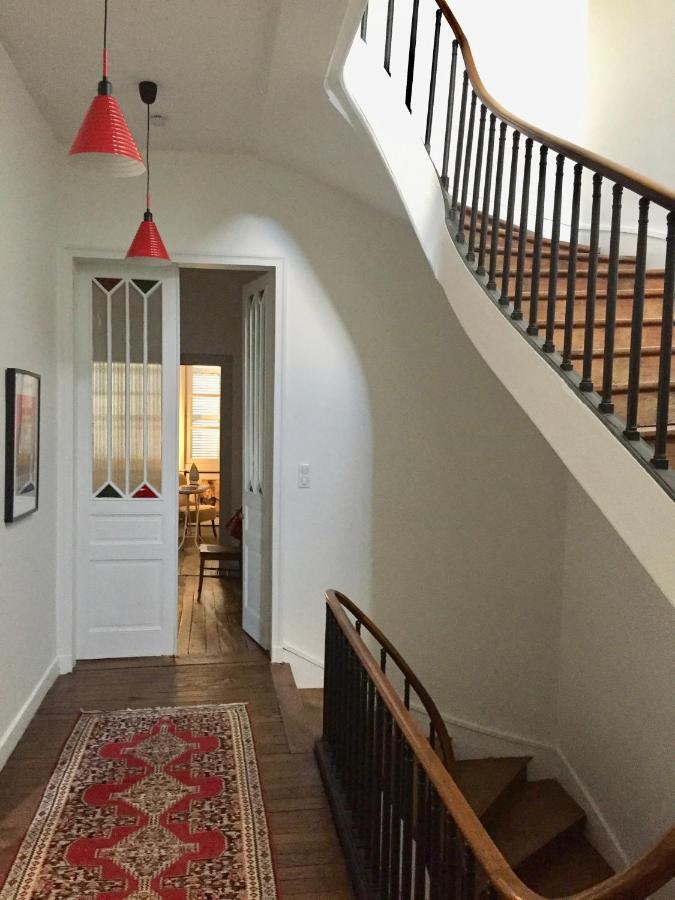 أنغوليم Beautifully Renovated Rooms On Place New York المظهر الخارجي الصورة